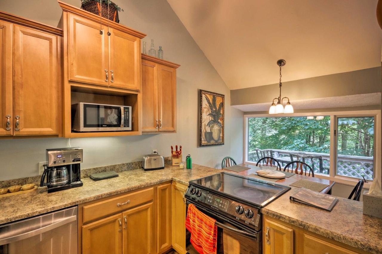 Condo With Furnished Deck - Walk To Sugar Mountain! Eksteriør billede