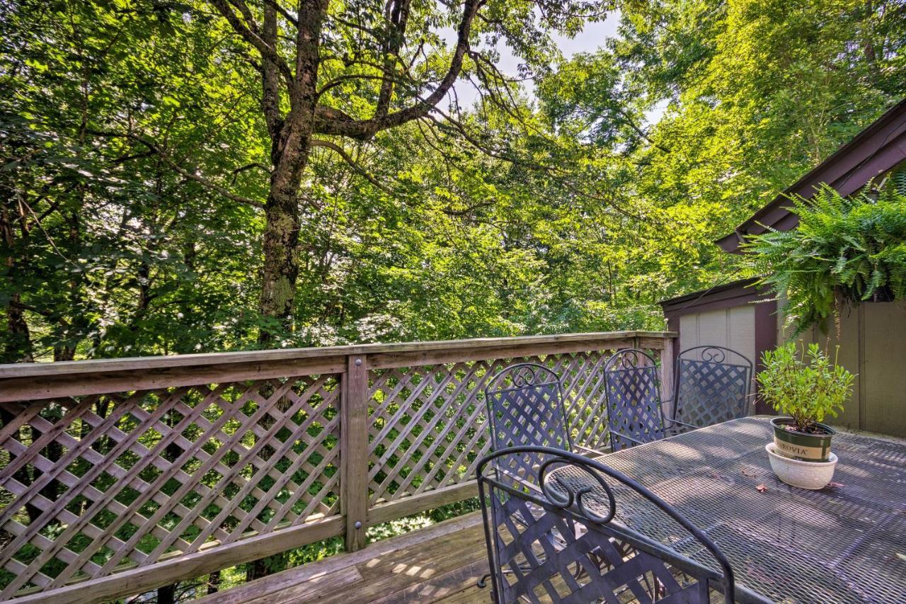 Condo With Furnished Deck - Walk To Sugar Mountain! Eksteriør billede